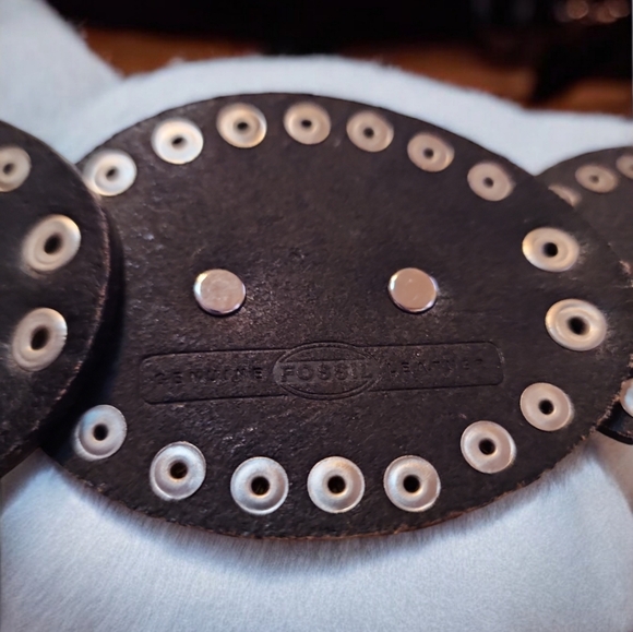 Fossil Studded Brown Leather with Concho Belt Women's L Engraved Buckle BOHO - Picture 5 of 7